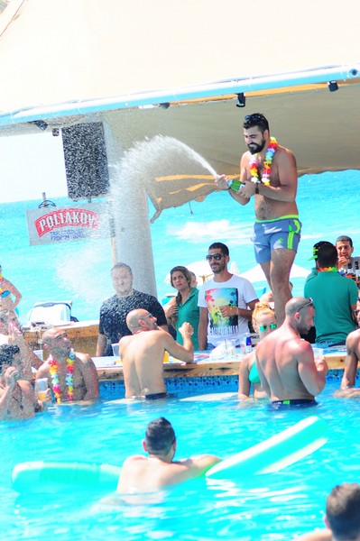 Cyan Sunday Club Lets Carnival
